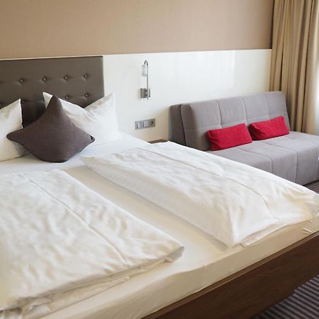 Hotel Fuchsen Kirchheim unter Teck Bagian luar foto