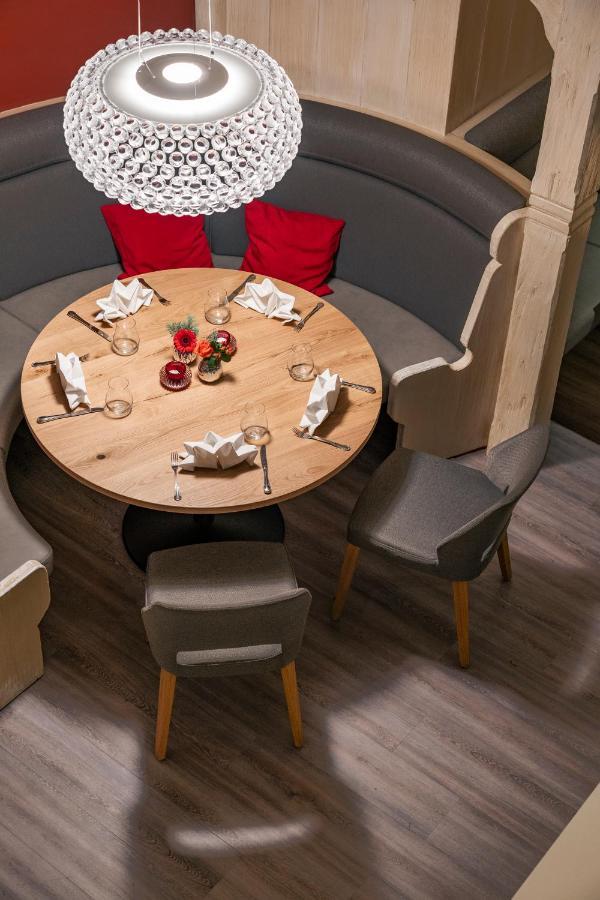 Hotel Fuchsen Kirchheim unter Teck Bagian luar foto