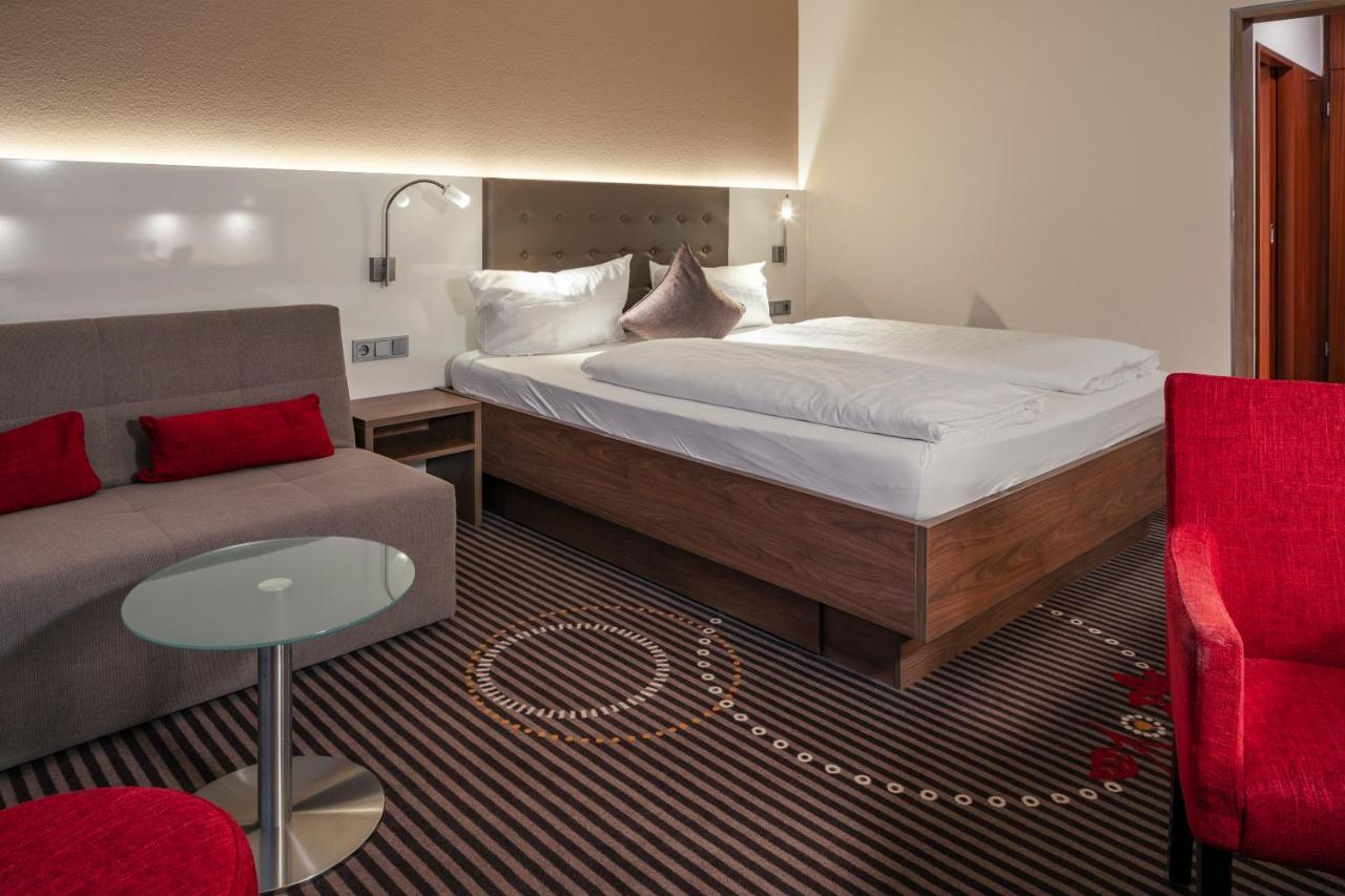 Hotel Fuchsen Kirchheim unter Teck Bagian luar foto
