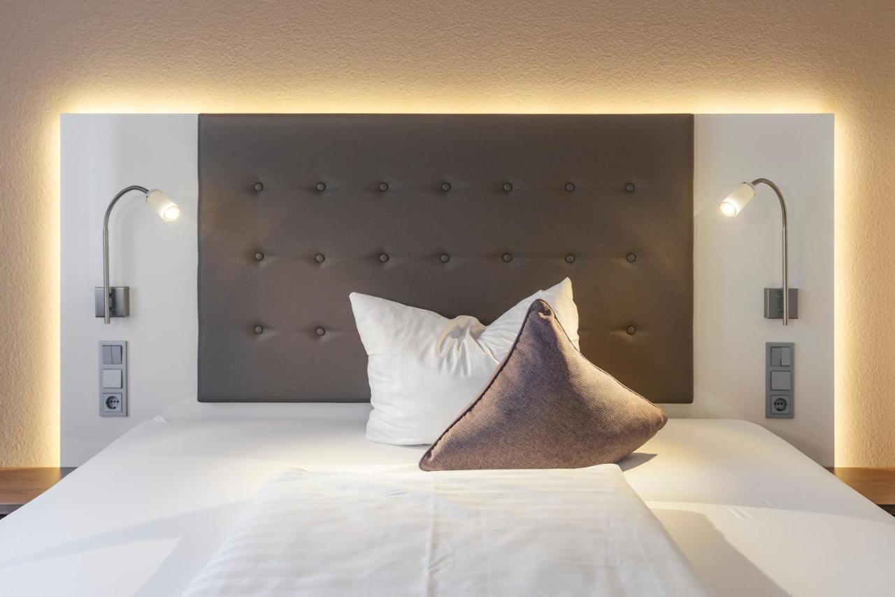 Hotel Fuchsen Kirchheim unter Teck Bagian luar foto