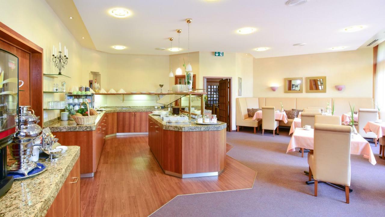 Hotel Fuchsen Kirchheim unter Teck Bagian luar foto
