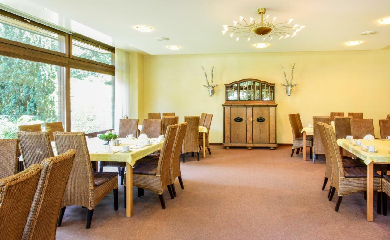 Hotel Fuchsen Kirchheim unter Teck Bagian luar foto
